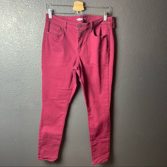 Old Navy Denim - Rock Star Supper skinny burgundy size 12